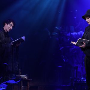 末満健一が手掛けるShared TRUMP シリーズ第一弾、音楽朗読劇『黒世界』が開幕 イメージ画像