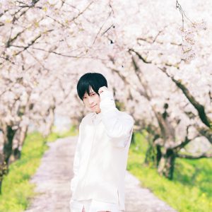 四季折々の表情見せる、荒牧慶彦の最新写真集が発売　製作期間1年以上 イメージ画像