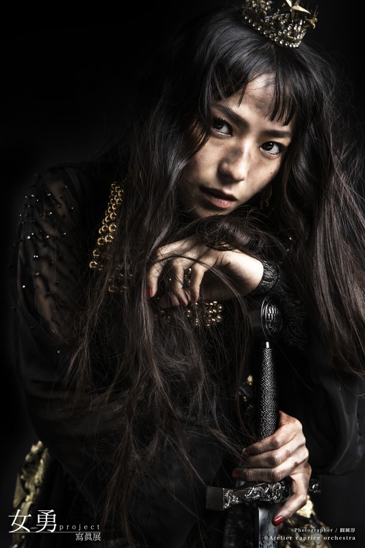 伊波杏樹・久保ユリカ・佐藤日向らが参加　『女勇-JOYU- project』寫眞展が2・23から開催 イメージ画像