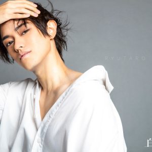 丘山晴己ら20人が参加　シンプルだから個性と魅力が引き立つ『白シャツ男子』写真展 イメージ画像