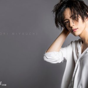 丘山晴己ら20人が参加　シンプルだから個性と魅力が引き立つ『白シャツ男子』写真展 イメージ画像