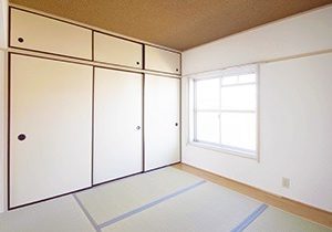 北村諒＆大平峻也がインテリアコーディネート対決　UR賃貸住宅PR動画「ふたり団地～後編～」が2・22に公開 イメージ画像