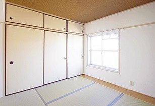 北村諒＆大平峻也がインテリアコーディネート対決　UR賃貸住宅PR動画「ふたり団地～後編～」が2・22に公開 イメージ画像