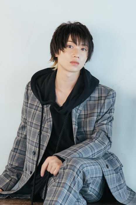 長江崚行公式チャンネル『RYOKI CHANNEL』初回放送ゲストに植田圭輔が出演 イメージ画像